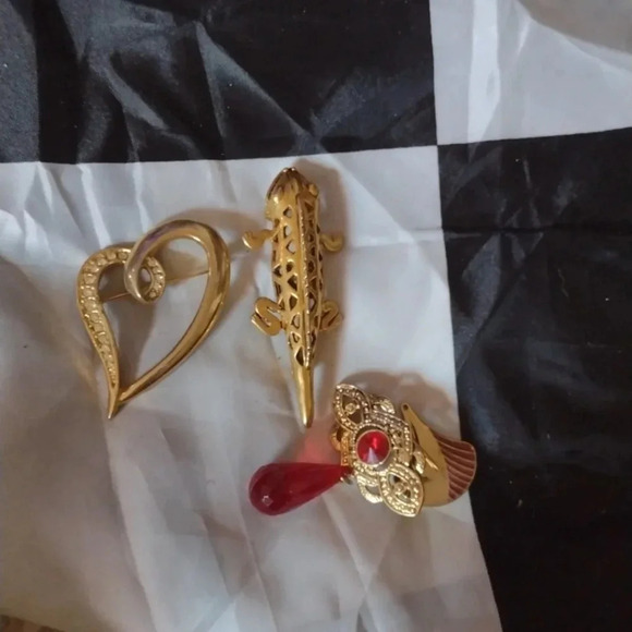 Jewelry Lot - Picture 3 of 3